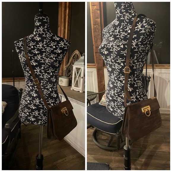 Ferragamo brown suede crossbody *Rehabbed* - Picture 16 of 16